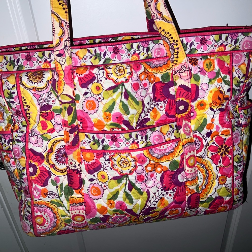 Vera Bradley tote bag